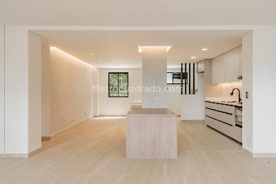 Apartamento de 4 alcobas en venta en El Poblado, Medellín, 154 m² · foto 19 de 20
