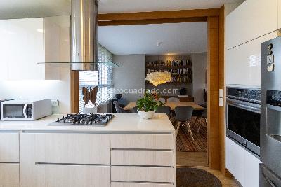 Apartamento de 3 alcobas en venta en Loma Cola Del Zorro, Medellín, 217 m² · foto 10 de 20