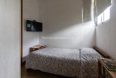 Apartamento de 3 alcobas en venta en Loma Cola Del Zorro, Medellín, 217 m² · foto 12 de 20