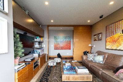 Apartamento de 3 alcobas en venta en Loma Cola Del Zorro, Medellín, 217 m² · foto 16 de 20