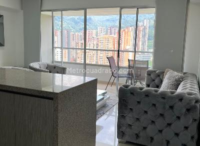 Apartamento de 3 alcobas en venta en Sabaneta, Sabaneta, 87 m² · foto 2 de 20