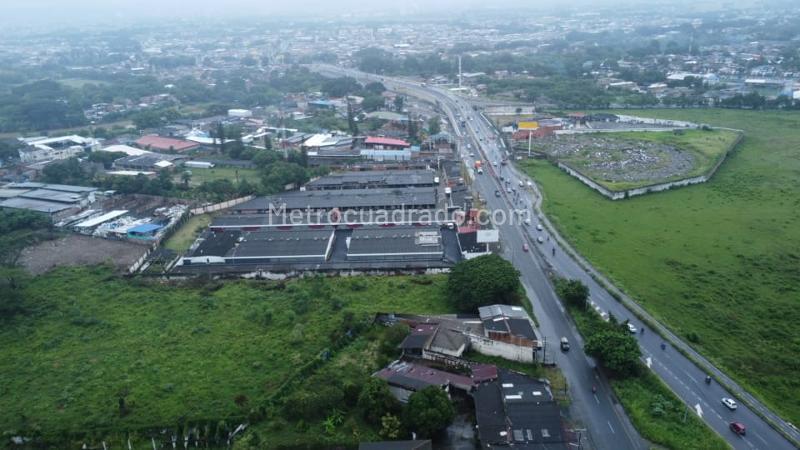 Lote en Venta, Juanchito, Cali - Más