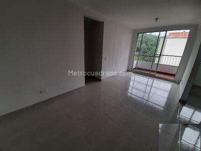 Apartamento en venta en Rodeo Alto, Medellín · foto 3 de 15