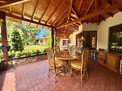 Casa de 4 alcobas en venta en Gualanday, Rionegro, 300 m² · foto 3 de 16