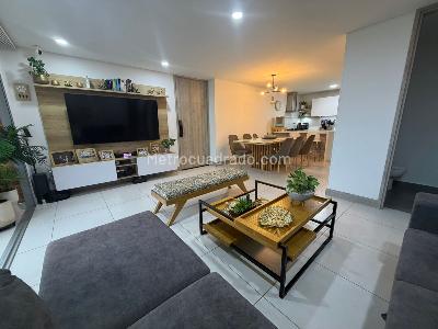 Apartamento de 3 alcobas en venta en Quebrada Clara, Medellín, 116 m² · foto 3 de 24