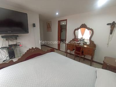 Apartamento en venta en Laureles, Medellín · foto 17 de 20