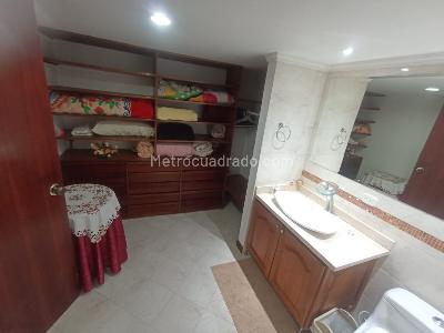 Apartamento en venta en Laureles, Medellín · foto 19 de 20