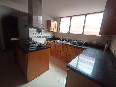 Apartamento en venta en Laureles, Medellín · foto 8 de 20