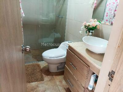 Casa de 3 alcobas en venta en La America / Danubio, Medellín, 85 m² · foto 12 de 19