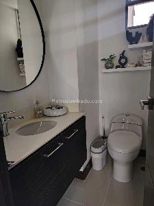 Apartamento de 4 alcobas en venta en Laureles, Medellín, 120 m² · foto 10 de 16