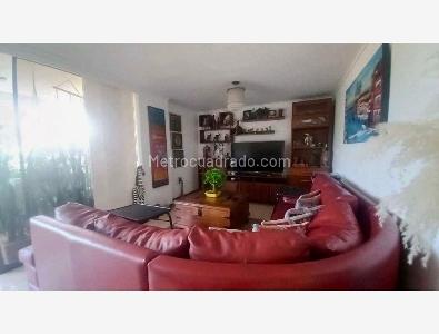 Apartamento en venta en El Poblado, Medellín · foto 6 de 20