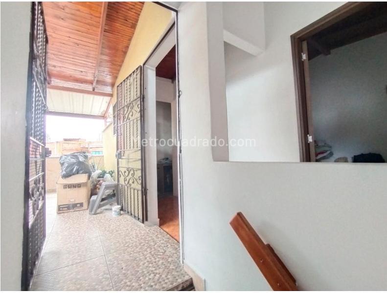 Casa – Medellín, Juan Pablo II, Buenos Aires - Más