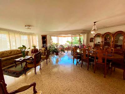 Apartamento en venta en Laureles, Medellín · foto 4 de 19