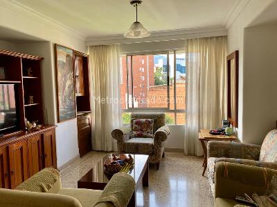 Apartamento en venta en Laureles, Medellín · foto 7 de 19