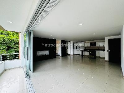 Apartamento en venta en Castropol, Medellín · foto 3 de 14