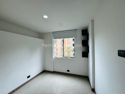 Apartamento en venta en Castropol, Medellín · foto 6 de 14