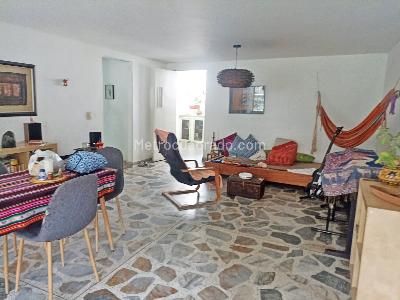 Apartamento en venta en Laureles, Medellín · foto 4 de 19
