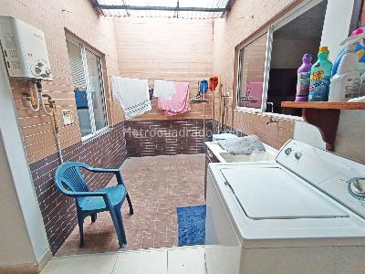 Casa de 4 alcobas en venta en La Candelaria, Medellín, 200 m² · foto 15 de 20
