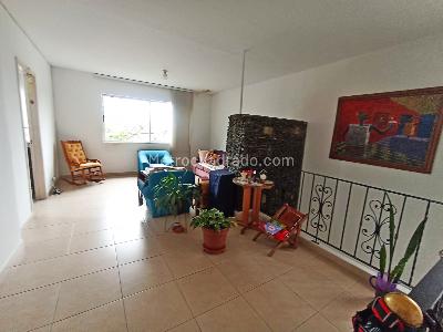 Casa de 4 alcobas en venta en La Candelaria, Medellín, 200 m² · foto 2 de 20