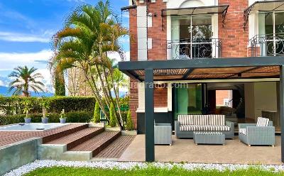 Casa de 5 alcobas en venta en El Poblado, Medellín, 900 m² · foto 10 de 20