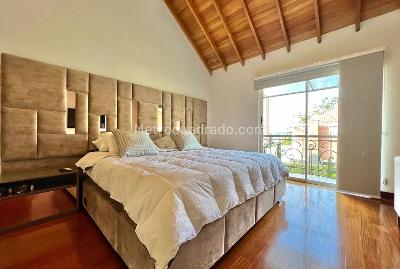 Casa de 5 alcobas en venta en El Poblado, Medellín, 900 m² · foto 12 de 20