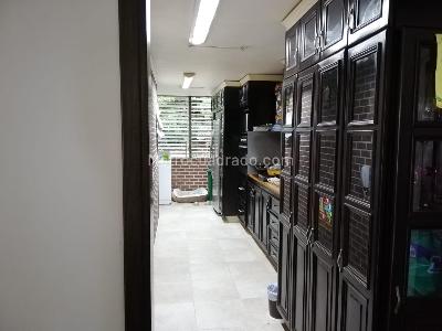 Apartamento en venta en Castropol, Medellín · foto 9 de 16