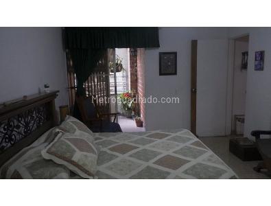 Apartamento de 4 alcobas en venta en Laureles, Medellín, 189 m² · foto 6 de 15