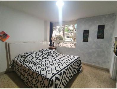 Apartamento de 4 alcobas en venta en Laureles, Medellín, 189 m² · foto 9 de 15
