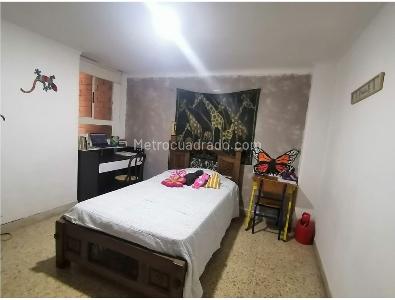 Apartamento de 4 alcobas en venta en Laureles, Medellín, 189 m² · foto 10 de 15
