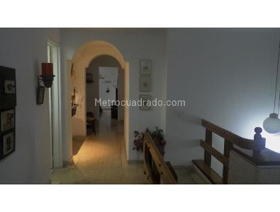 Apartamento de 4 alcobas en venta en Laureles, Medellín, 189 m² · foto 11 de 15