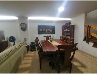 Apartamento de 4 alcobas en venta en Laureles, Medellín, 189 m² · foto 14 de 15