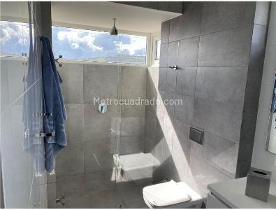 Casa de 3 alcobas en venta en Envigado, Medellín · foto 8 de 14