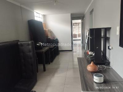 Apartamento de 5 alcobas en venta en Belen Parque, Medellín, 139 m² · foto 3 de 18