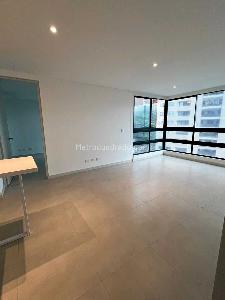 Apartamento de 2 alcobas en venta en Castropol, Medellín, 73 m² · foto 3 de 8