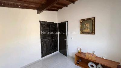Casa de 3 alcobas en venta en Belen Nogal, Medellín, 119 m² · foto 17 de 20
