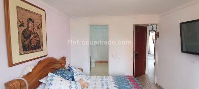 Apartamento en venta en Los Colores, Medellín · foto 11 de 13