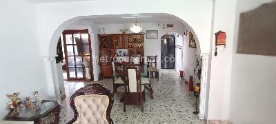 Apartamento en venta en Los Colores, Medellín · foto 3 de 13