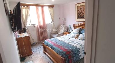 Apartamento en venta en Los Colores, Medellín · foto 4 de 13
