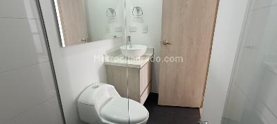 Apartamento de 2 alcobas en venta en El Carmelo, Sabaneta, 85 m² · foto 12 de 13
