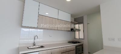 Apartamento de 2 alcobas en venta en El Carmelo, Sabaneta, 85 m² · foto 7 de 13