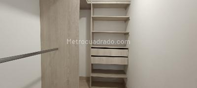 Apartamento de 2 alcobas en venta en El Carmelo, Sabaneta, 85 m² · foto 8 de 13