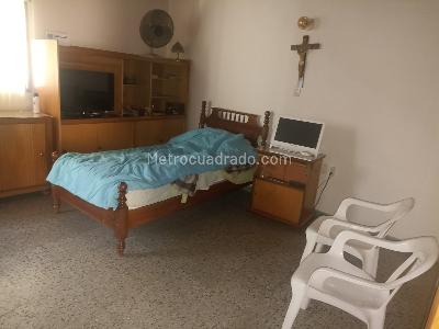 Casa de 5 alcobas en venta en El Nogal, Medellín, 225 m² · foto 13 de 20