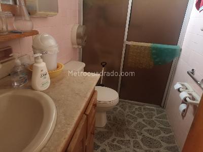 Casa de 5 alcobas en venta en El Nogal, Medellín, 225 m² · foto 16 de 20