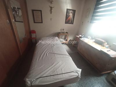 Casa de 5 alcobas en venta en El Nogal, Medellín, 225 m² · foto 18 de 20