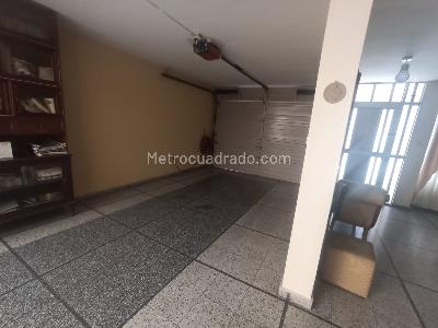 Casa de 5 alcobas en venta en El Nogal, Medellín, 225 m² · foto 3 de 20