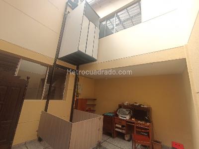 Casa de 5 alcobas en venta en El Nogal, Medellín, 225 m² · foto 6 de 20