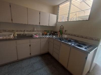 Casa de 5 alcobas en venta en El Nogal, Medellín, 225 m² · foto 8 de 20