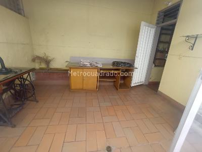 Casa de 5 alcobas en venta en El Nogal, Medellín, 225 m² · foto 9 de 20