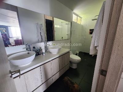 Apartamento de 3 alcobas en venta en El Carmelo, Sabaneta, 123 m² · foto 7 de 9