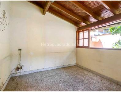 Casa de 5 alcobas en venta en Conquistadores, Medellín, 297 m² · foto 10 de 18